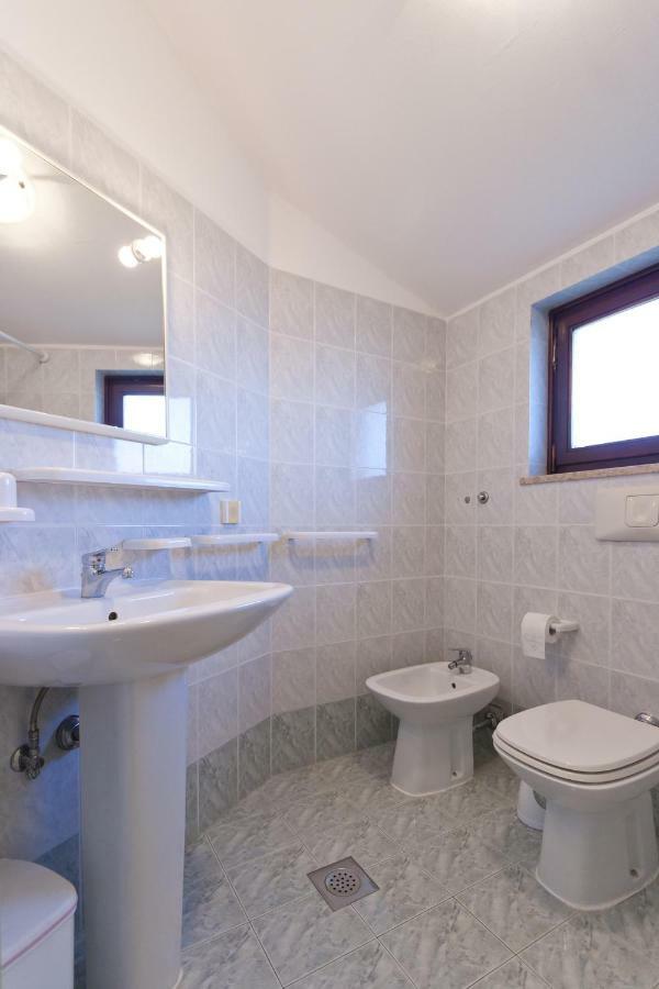 Apartments Redenta Tar-Vabriga Bagian luar foto