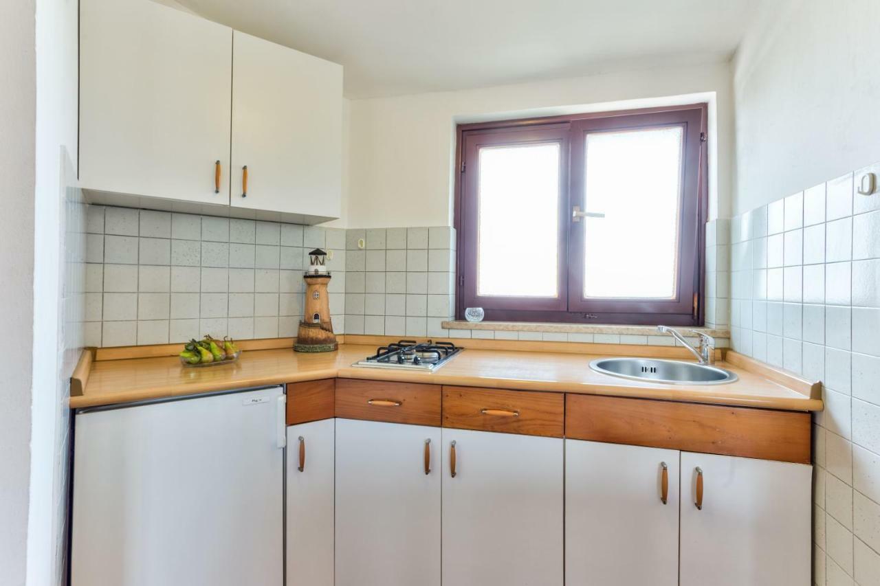 Apartments Redenta Tar-Vabriga Bagian luar foto